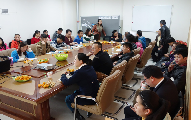 目前天度客户沙龙已顺利举行4期，我们将一直秉承全公益、净干货、不推销产品的理念，助力天度新老客户开展网络营销和移动互联网营销。